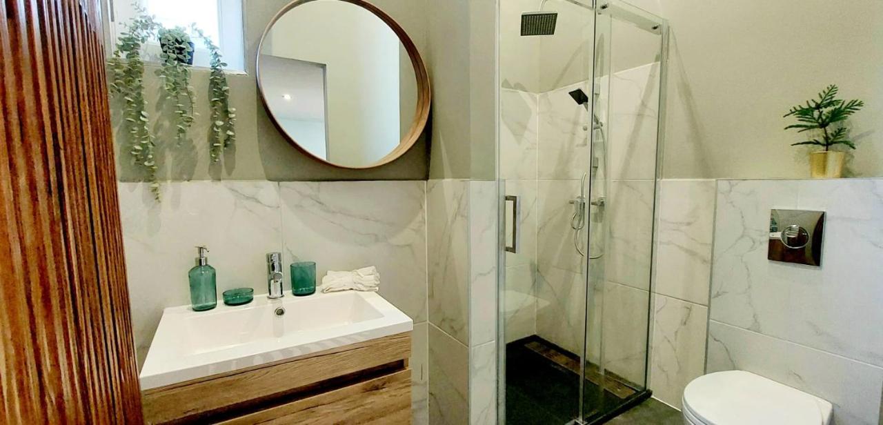 A+ Budapest Downtown Apartments Akacfa المظهر الخارجي الصورة